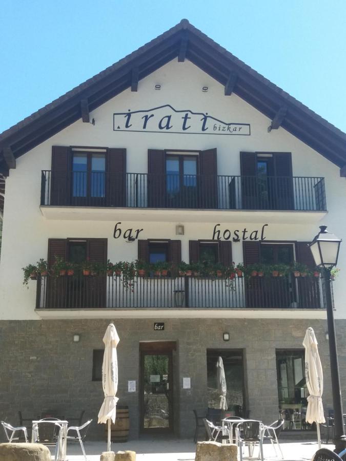 Hostal Iratibizkar Ochagavía Exterior photo